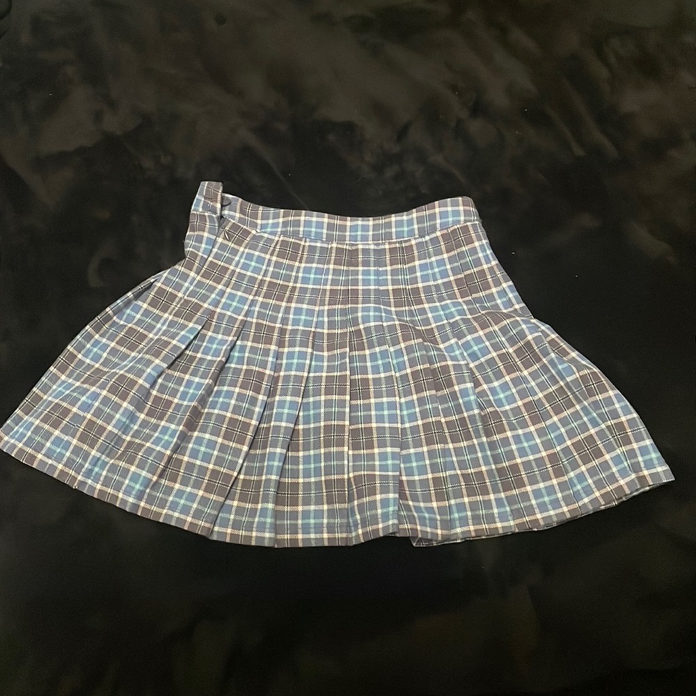Aeropostale pleated skirt